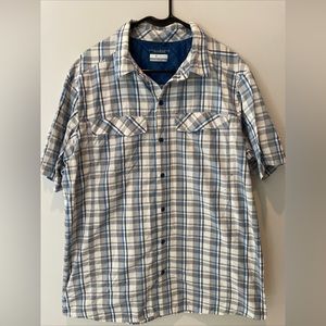 Columbia PFG Omni-Shade short sleeve button up size XL, breathable